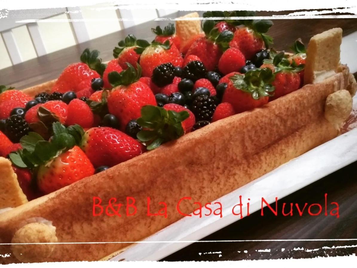 B & B La Casa Di Nuvola Канту Экстерьер фото